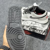 JORDAN 1 LOW LIGHT SMOKE GREY (1:1 GRADE)